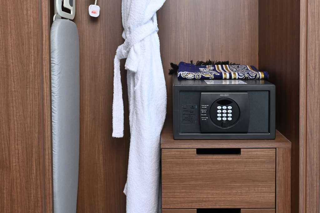 Comfort Hotel Jeddah King Road חדר תמונה